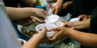 Chef José Andrés Doing What the President Can’t: Actually Caring for Everyday Americans Chef José Andrés Doing What the President Can’t: Actually Caring for Everyday Americans