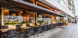 Spanish-Speaking, American Manager of Mexican Restaurant Berated by Racist Customer Who Insists He Speak English