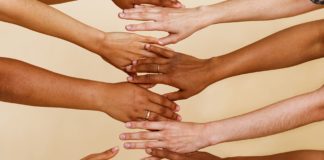 The Subtle Art of Choosing Emoji Skin Tones for One’s Self in a Hypersensitive World