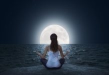 Full Moon Rituals for the Working Girl