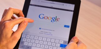 Shout Out to the Group of Girls who Came Up with an App that Teaches You IRL Where Women Made HERstory