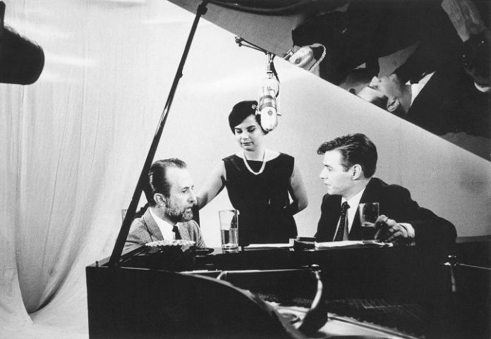 “Garota de Ipanema,” Antonio Carlos Jobim & Vinicius de Moraes