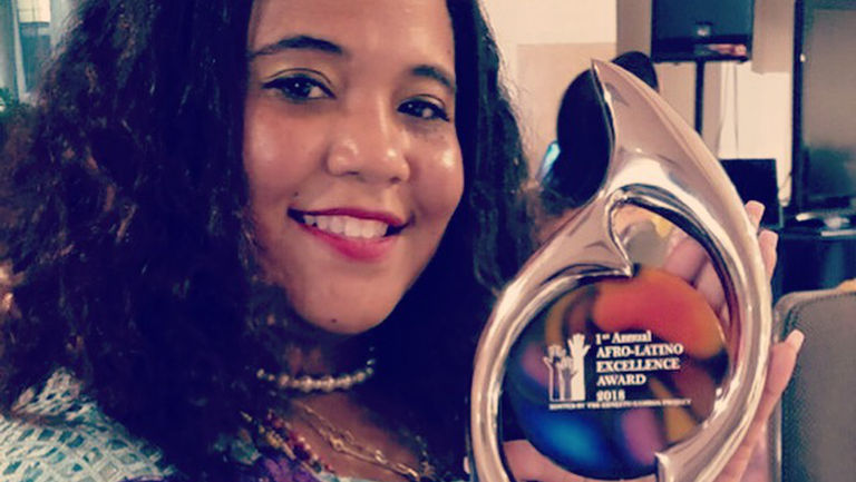 Omilani Alarcón Award Latinegras