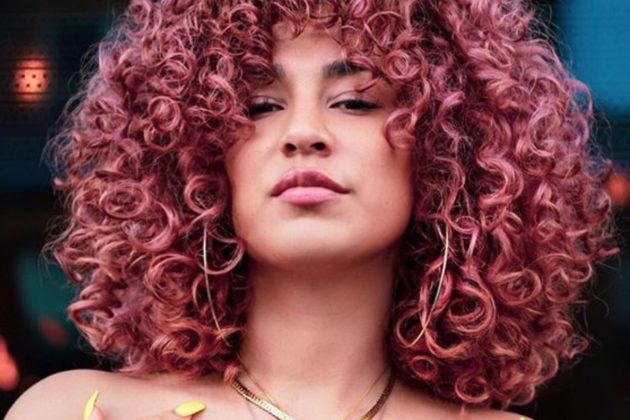 Meet Julissa Prado: The Girl with the Cult Following World of Curls ...