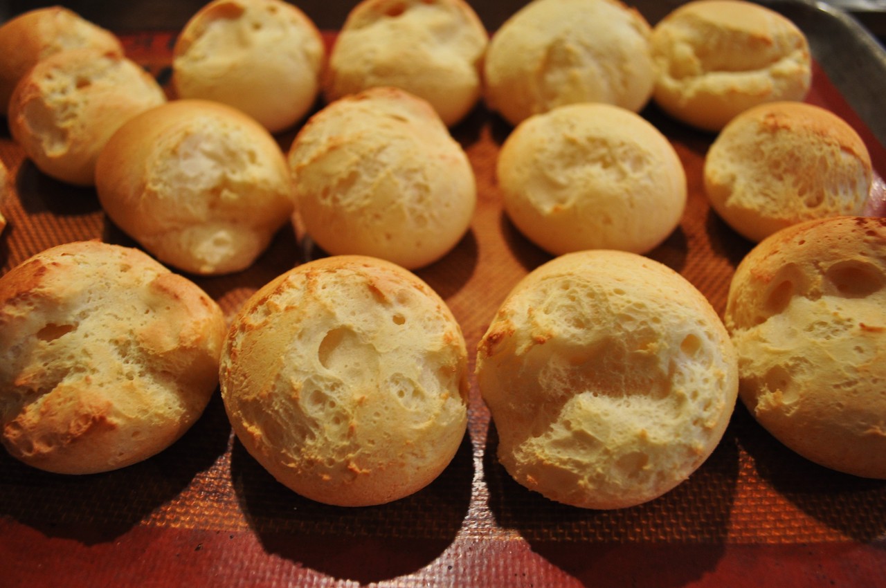 yuca-bread-baked
