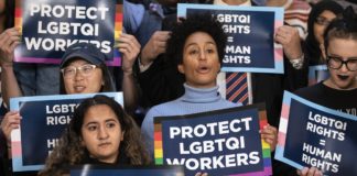 Supreme Court Begins Hearings for What May End Up Being America’s Most Historic LGBTQ Ruling LGBTQ Rights BELatina civil rights