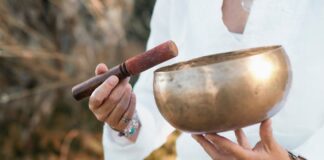 Are Sound Baths Really Beneficial to Our Mental and Physical Well-Being?