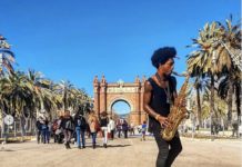 Meet Alex Lebron Torrent: Saxophonist From Barcelona Who Has Gone Viral While Inspiring The World Alex lebron torrent BELatina