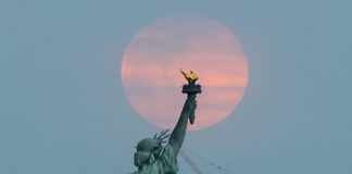 Full Worm Moon: Channeling the Lunar Glow for Rebirth Worm Moon BELatina Latinx