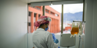 What You Should Know About Convalescent Plasma Treatment For COVID-19 Plasma Treatment COVID-19 BeLatina Latinx