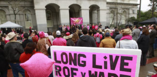 BELatina’s Weekend Recap: Roe v. Wade, Ukraine, And More Roe V Wade Weekend BELatina Latinx