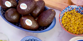 5 Guacamole Recipes Fit For Anyone Who Visits You On Game Day BELatina Avocado From Mexico Chef James
