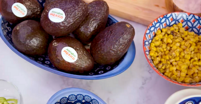 5 Guacamole Recipes Fit For Anyone Who Visits You On Game Day BELatina Avocado From Mexico Chef James