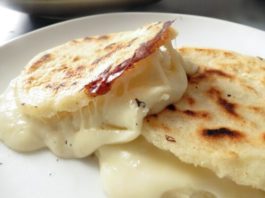BELatina Cheese Arepa