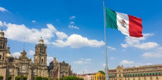 Americans Are Still Flocking To Mexico and It’s Concerning Americans Are Still Flocking To Mexico and It’s Concerning BELatina News latine