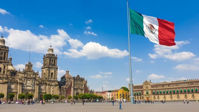 Americans Are Still Flocking To Mexico and It’s Concerning BELatina News latine