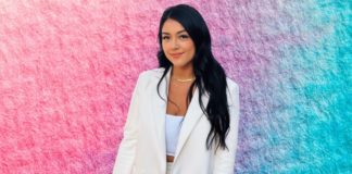 The Latina Behind Clara for Creators, a Community-based Site That Believes in Financial Transparency Who's the Latina Behind Clara for Creators, a Community-based Site That Believes in Financial Transparency