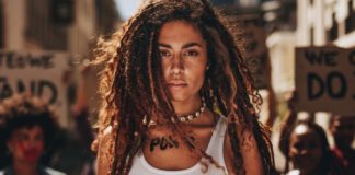 New Study Says 6.5 Million Latinas Are In Danger After Roe v. Wade Overturn New Study Says 6.5 Million Latinas Are In Danger After Roe v. Wade Overturn belatina latine