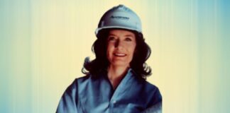 Latina Businesswoman, Linda Alvarado, Joins the Smithsonian’s National Museum of American History Latina Businesswoman, Linda Alvarado, Joins the Smithsonian's National Museum of American History