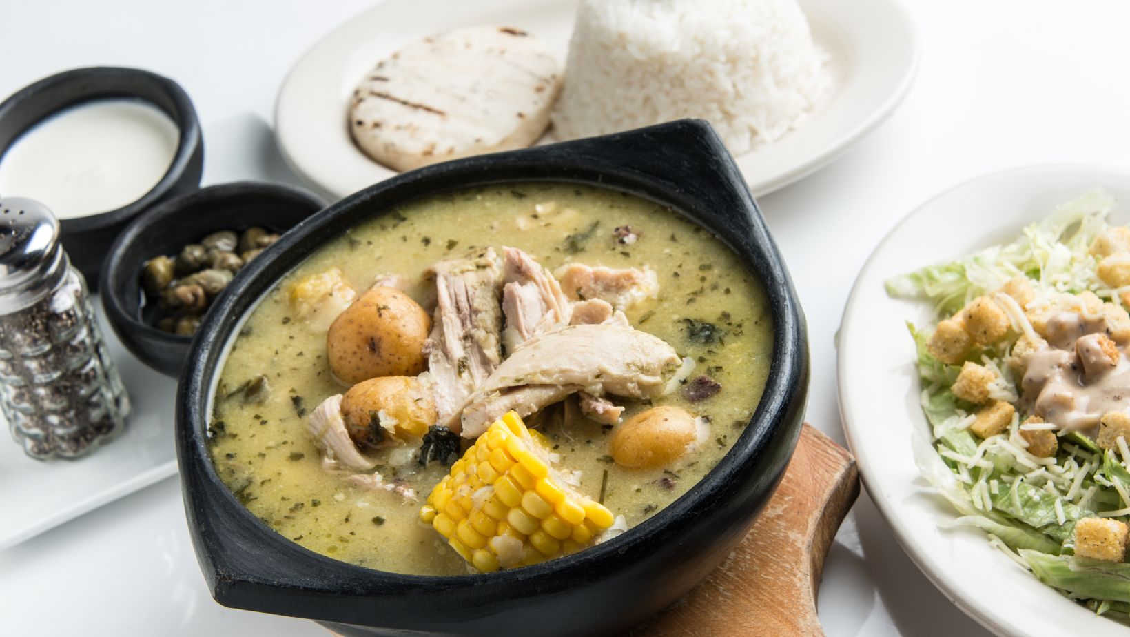 Cell-Cultivated Meat Just Received the Green Light. Would You Drink ‘Caldo’ Made of Lab-Grown Chicken?