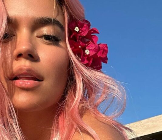 Karol G Made History as the First Colombian Artist to Win an AMA Honor That Nobody Had Received Since Whitney Houston Karol G Signs Epic Deal with Interscope Records, Expanding Global Reach