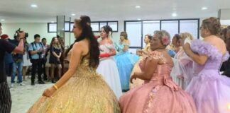 Transgender Mexican Abuelas Celebrate Their Long-Awaited Quinceañera Transgender Mexican Abuelas Celebrate Their Long-Awaited Quinceañera