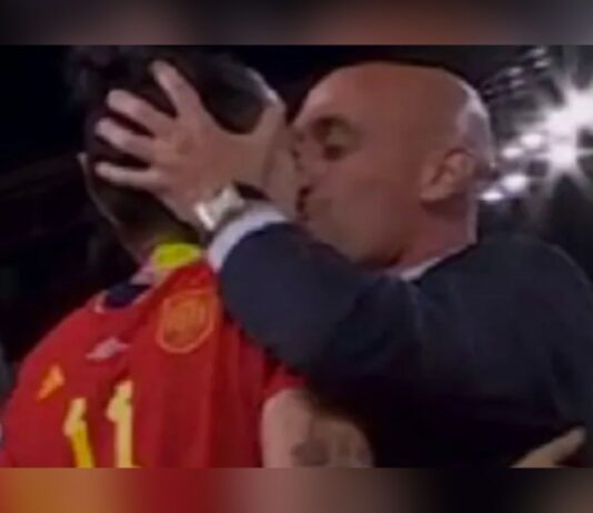 Soccer Scandal: Jennifer Hermoso Reacts to Unwanted Kiss from Luis Rubiales Soccer Scandal: Jennifer Hermoso Reacts to Unwanted Kiss from Luis Rubiales