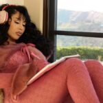 Kali Uchis is More Than an Artist, She Is a Teacher Who Gives Her Fans Lessons on Self-Respect, Healing, and the Power of the Divine Feminine Kali Uchis is More Than an Artist, She Is a Teacher Who Gives Her Fans Lessons on Self-Respect, Healing, and the Power of the Divine Feminine