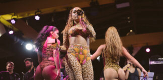 Anitta Defends Santería in ‘Aceita’ Amidst Losing Thousands of Followers for Sharing About Her Religious Beliefs Anitta Defends Santería in ‘Aceita’ Amidst Losing Thousands of Followers for Sharing About Her Religious Beliefs
