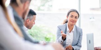 Corporate America, You’re Missing Out on the Best ‘Jefas’ Out There – And It’s Time This is Fixed Corporate America, You're Missing Out on the Best 'Jefas' Out There – And It's Time This is Fixed