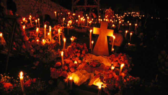 Exploring the Path to Mictlán and Its Underworld Origins in ‘Día de Muertos’ Traditions 