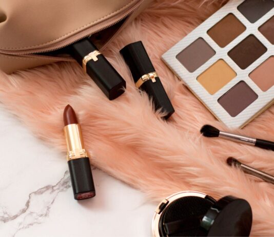 This Non-Profit Is Showing Latina Beauty Brands Lots of ‘Amor’ By Empowering Them to Take Over the Beauty Industry Globally This Non-Profit Is Showing Latina Beauty Brands Lots of ‘Amor’ By Empowering Them to Take Over the Beauty Industry Globally