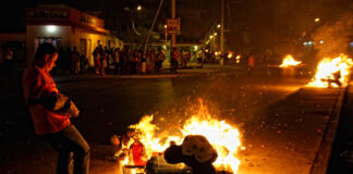 From Burning Dolls to Eating Grapes, Here are Some of the New Year’s Eve Rituals Across Latin America From Burning Dolls to Eating Grapes, Here are Some of the New Year’s Eve Rituals Across Latin America