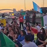 Many Immigrants Across the U.S. Withdraw Labor and Spending Just as They Did in the May 2006 Protests to Make Their Voices Heard Many Immigrants Across the U.S. Withdraw Labor and Spending Just as They Did in the May 2006 Protests to Make Their Voices Heard