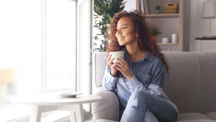 How Latinas Are Reclaiming Herbal Remedies and Embracing Ancestral Wellness with Latino-Owned Tadin Tea