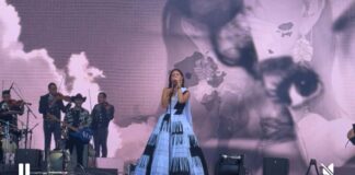 Angela Aguilar Made a Silent Statement in Her Latest Performance Wearing a Breathtaking Look Woven from ‘Rebozo’ Carrying Generations of ‘Mexicanas’ Angela Aguilar Made a Silent Statement in Her Latest Performance Wearing a Breathtaking Look Woven from 'Rebozo' Carrying Generations of 'Mexicanas'