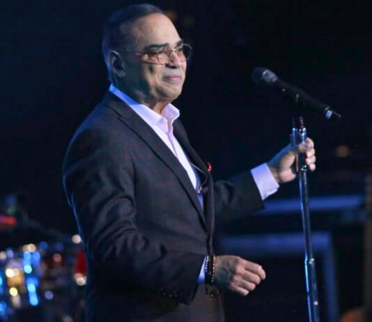 Gilberto Santa Rosa Says Salsa History Begins With Cuba and Afro-Cuban Musician Arsenio Rodríguez Gilberto Santa Rosa Says Salsa History Begins With Cuba and Afro-Cuban Musician Arsenio Rodríguez