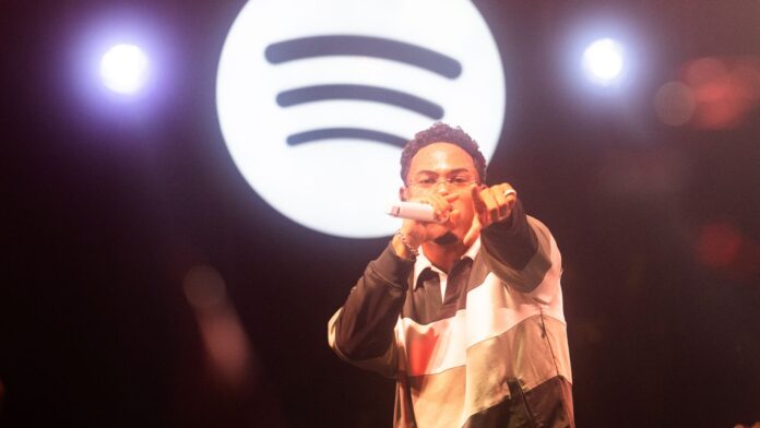Latinos Find Relief in Spotify’s Verano Forever With Myke Towers, Beéle, Rawayana, and More
