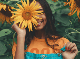 Lovers And Friends In Latin America Should Expect Yellow Flowers As The Tradition Continues Lovers And Friends In Latin America Should Expect Yellow Flowers As The Tradition Continues