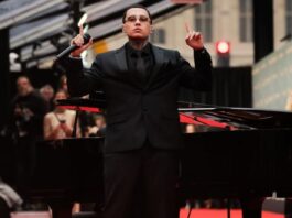 Colombian Singer Blessd Becomes The First Latino To Open The Ballon d’Or Stage Colombian Singer Blessd Becomes The First Latino To Open The Ballon d’Or Stage