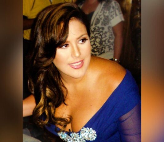 Angélica Vale’s Divorce Revives Her Viral Words About Cazzu and Nodal Angélica Vale Said Latinos Can’t Afford the Super Bowl but Ignored the Trillions in Latino Purchasing Power Driving the U.S. Economy