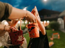 Latino Business Owner in Los Angeles Partners With Community Groups to Provide Halloween Costumes for Families Affected by ICE