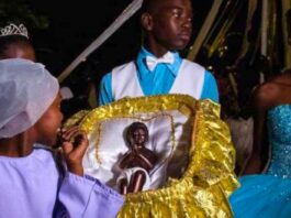 How Afro-Latino Communities in Colombia Celebrate Christmas in February Through a Black Baby Jesus How Afro-Latino Communities in Colombia Celebrate Christmas in February Through a Black Baby Jesus