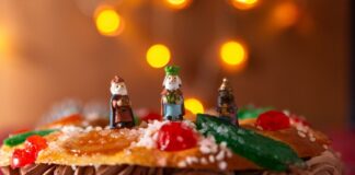 Why the Rosca de Reyes Still Brings Latino Families Together Every January Why the Rosca de Reyes Still Brings Latino Families Together Every January