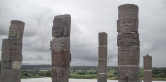 Archaeologists Uncover Ritual Altar With Human Bones in Central Mexico Archaeologists Uncover Ritual Altar With Human Bones in Central Mexico