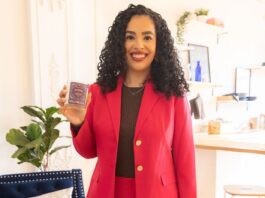 Valorosa Candles Feel Like the Homes Latinas Know By Heart Valorosa Candles Feel Like the Homes Latinas Know By Heart