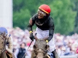 After Eleven Attempts, José Luis Ortiz Finally Wins the Kentucky Derby and Makes Puerto Rican History After Eleven Attempts, José Luis Ortiz Finally Wins the Kentucky Derby and Makes Puerto Rican History