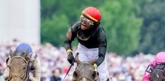 After Eleven Attempts, José Luis Ortiz Finally Wins the Kentucky Derby and Makes Puerto Rican History After Eleven Attempts, José Luis Ortiz Finally Wins the Kentucky Derby and Makes Puerto Rican History