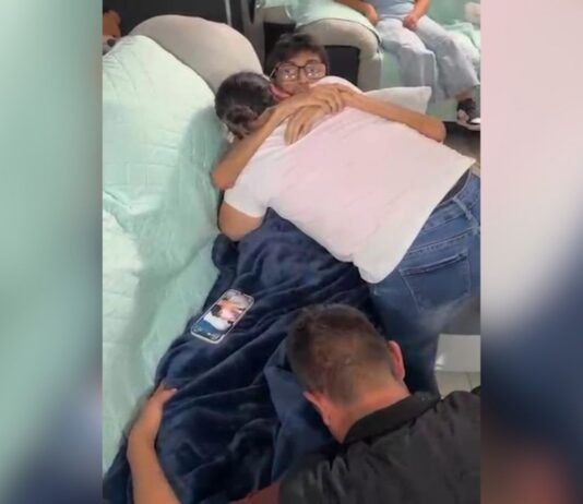 Kevin González Traveled to Mexico With Terminal Cancer Because Dying Without Seeing His Parents Was Something He Simply Could Not Accept Kevin González Traveled to Mexico With Terminal Cancer Because Dying Without Seeing His Parents Was Something He Simply Could Not Accept