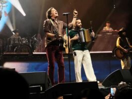 Carlos Vives Just Sided With Arcángel on Colonialism and Latin America Is Not Staying Quiet About It Carlos Vives Just Sided With Arcángel on Colonialism and Latin America Is Not Staying Quiet About It